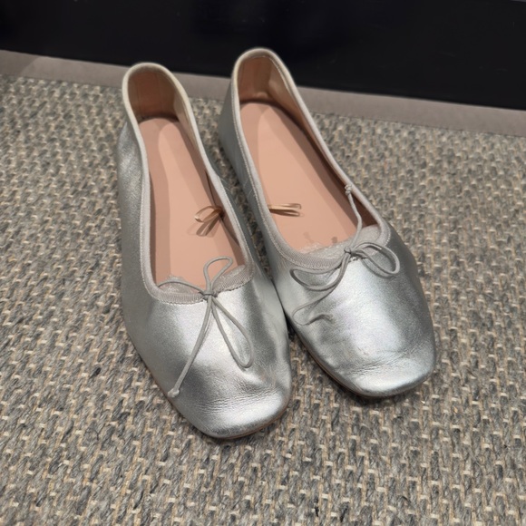 Mango Silver Flats - Picture 1 of 7